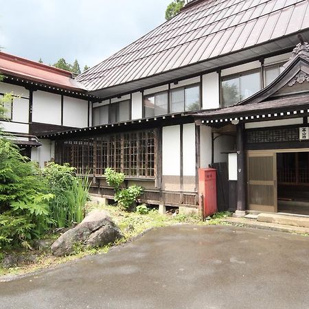 ホテルTakayamabo 長野市 エクステリア 写真