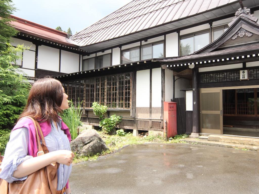 ホテルTakayamabo 長野市 エクステリア 写真