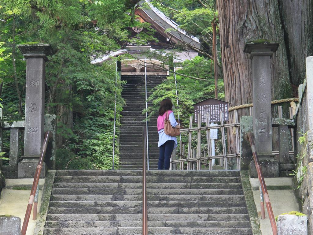 ホテルTakayamabo 長野市 エクステリア 写真